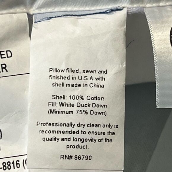 New The Company Store Legends Hotel Best Down Queen Pillow 75% Down Firm Density - Picture 14 of 14